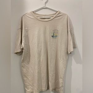 Oversized graphic tee